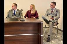 Uczestnicy pierwszego panelu