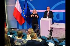 Okręgowy Inspektor Pracy we Wrocławiu wygłasza referat
