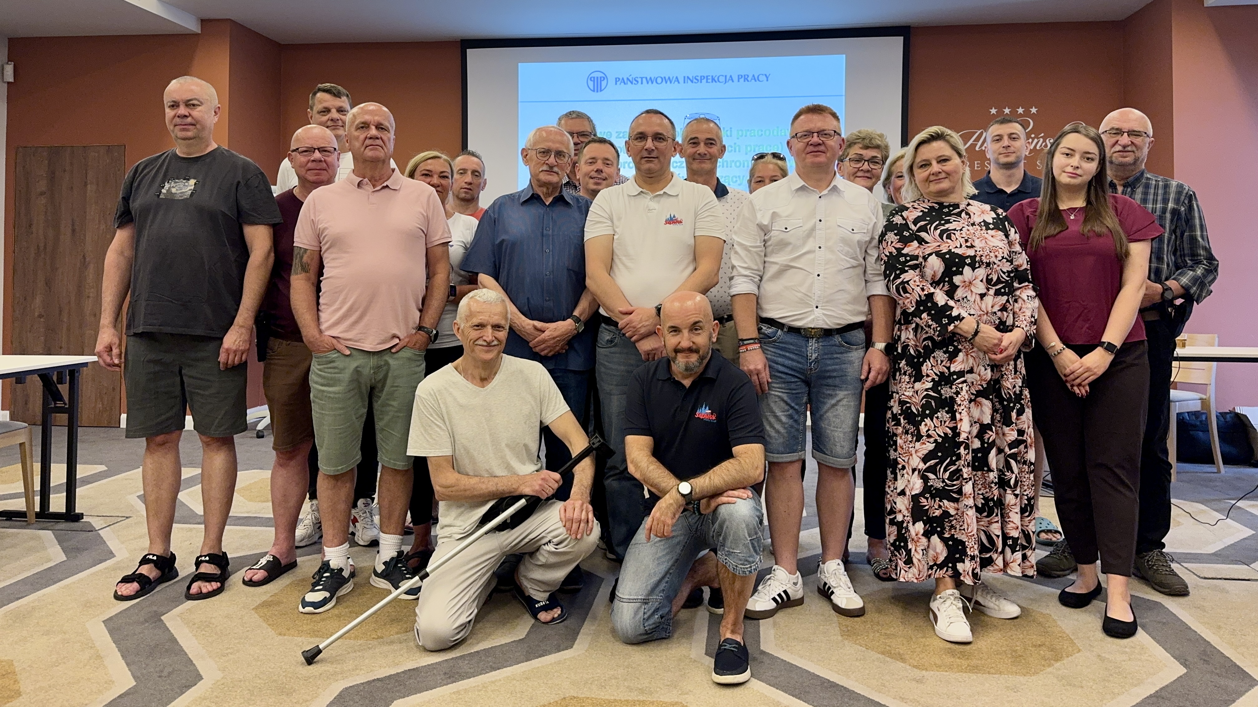 Uczestnicy szkolenia wraz z prelegentami